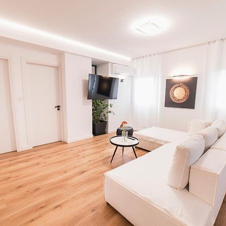 White Harmony, 2 Bedroom Apartment Atenas Exterior foto
